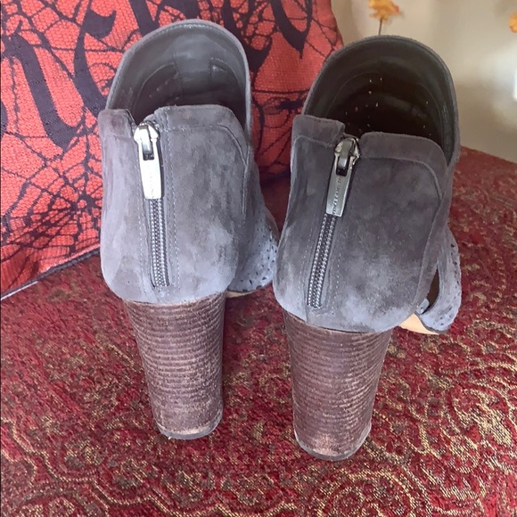 Vince Camuto booties - Picture 3 of 7